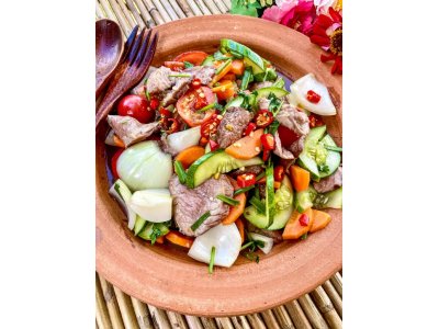 Yam Neua (Beef Salad)